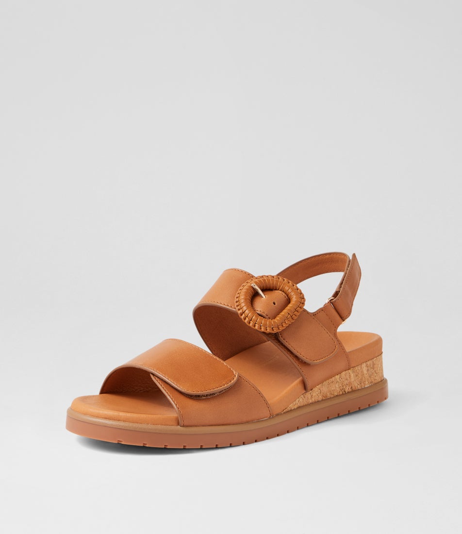 Vatch W Tan Leather Sandals