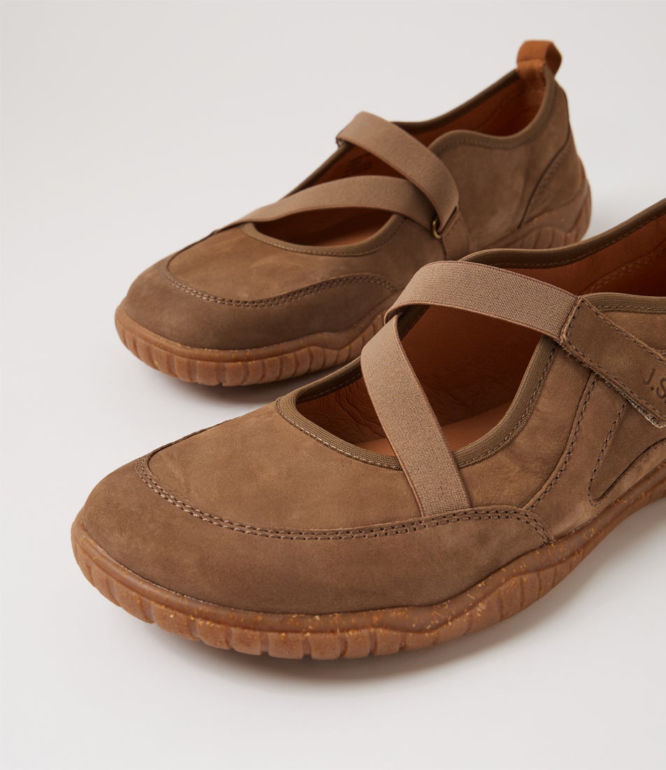 Wynona 10 Taupe Leather Ballet Flats