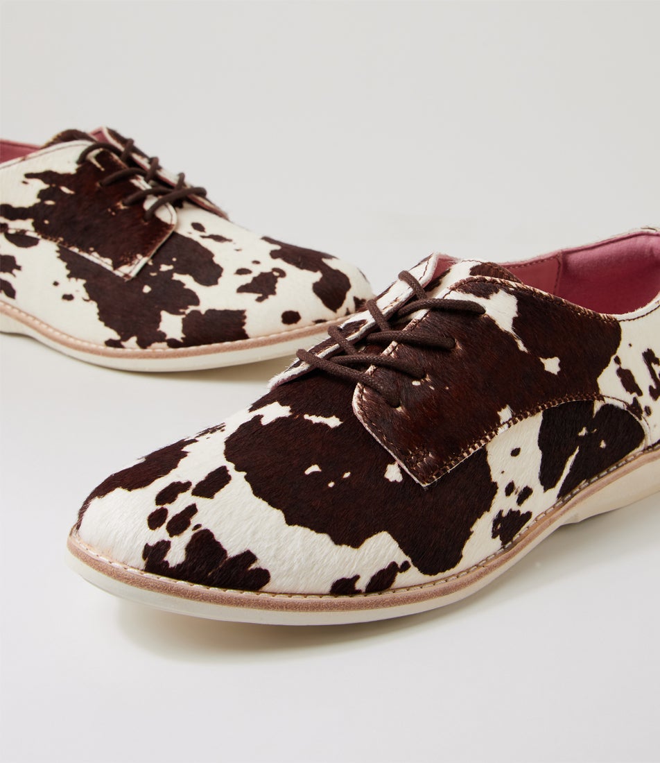 Derby Strawberry Milk Leather Lace Up Flats