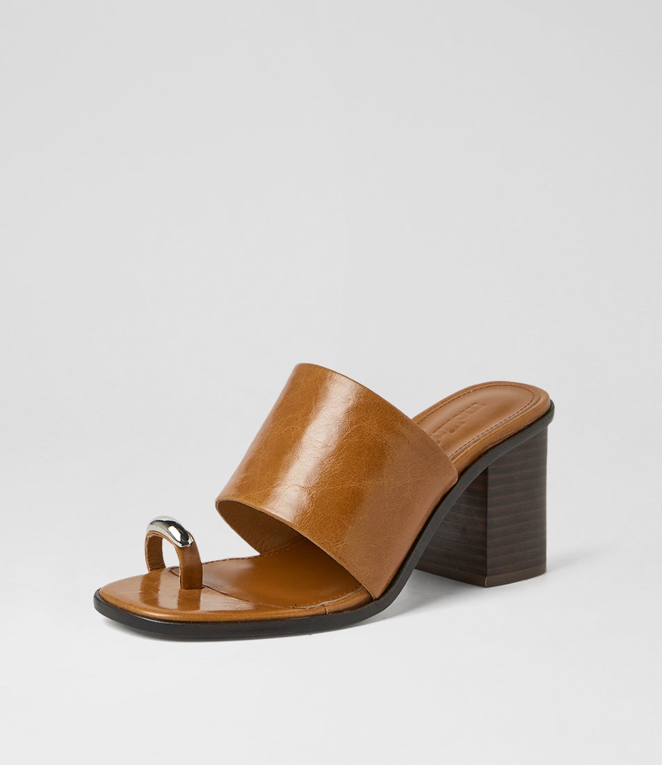 Nari Deep Tan Dark Brown Crinkle Leather Sandals