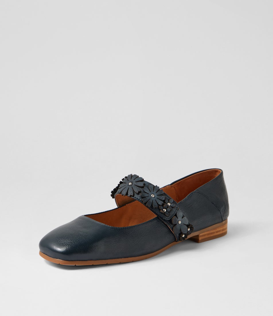 Pheasant Navy Leather Flat Shoes