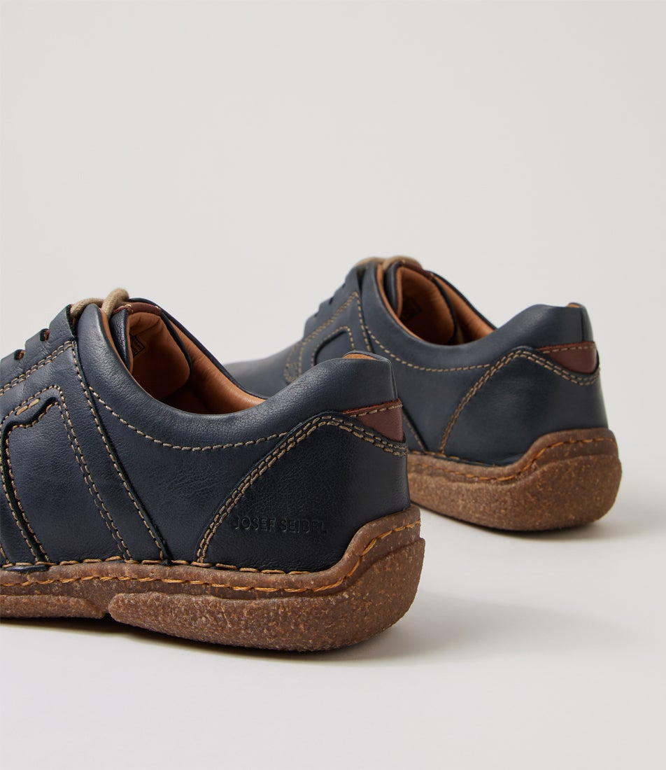 Neele 44 Ocean Leather Lace Up Flats