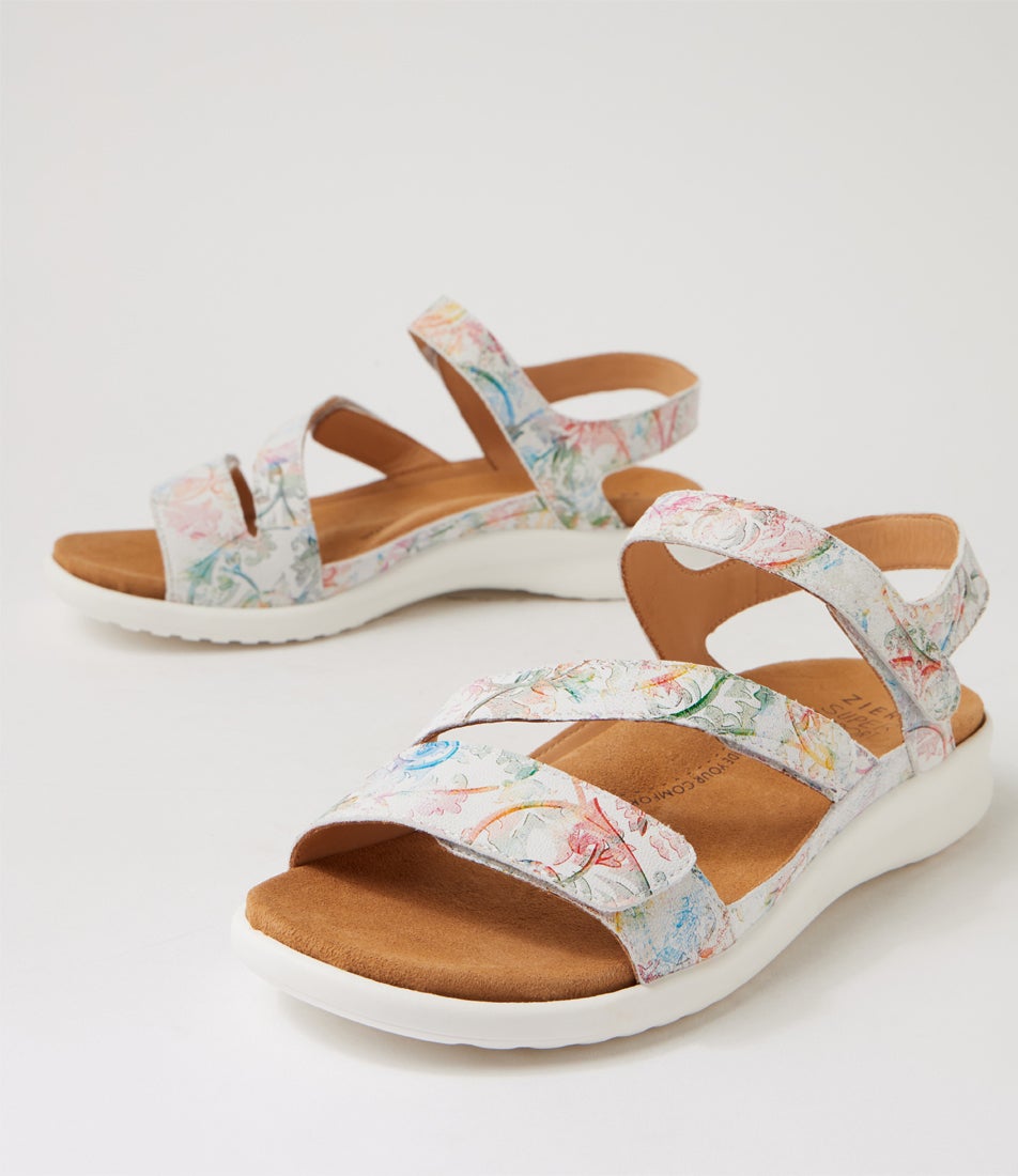Boyde Xw Almond Floral White Leather Sandals