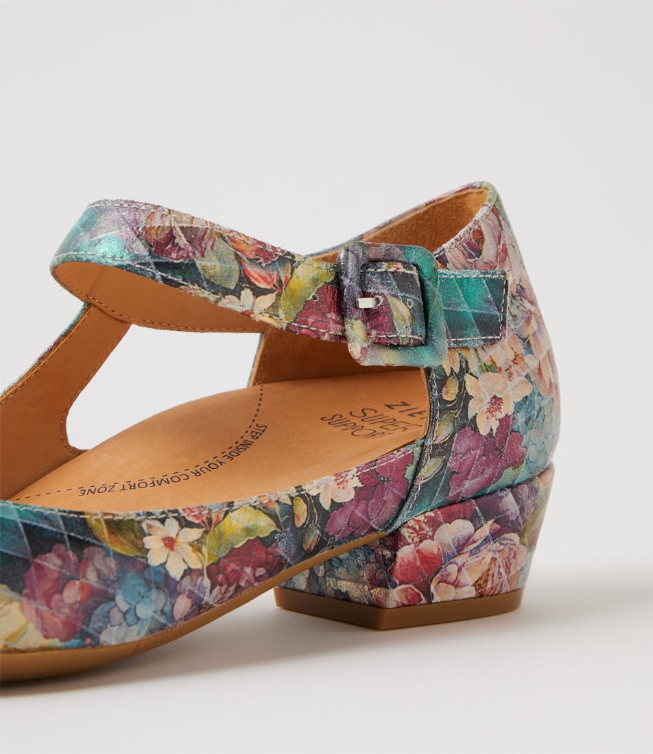 Qango Xw Teal Diamond Leather Heels