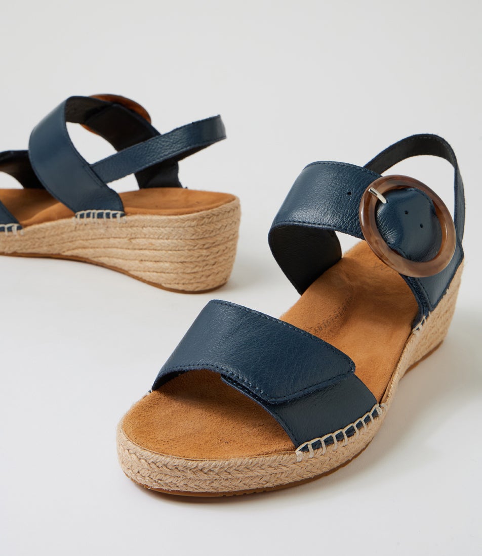Kulies Xw Navy Leather Sandals