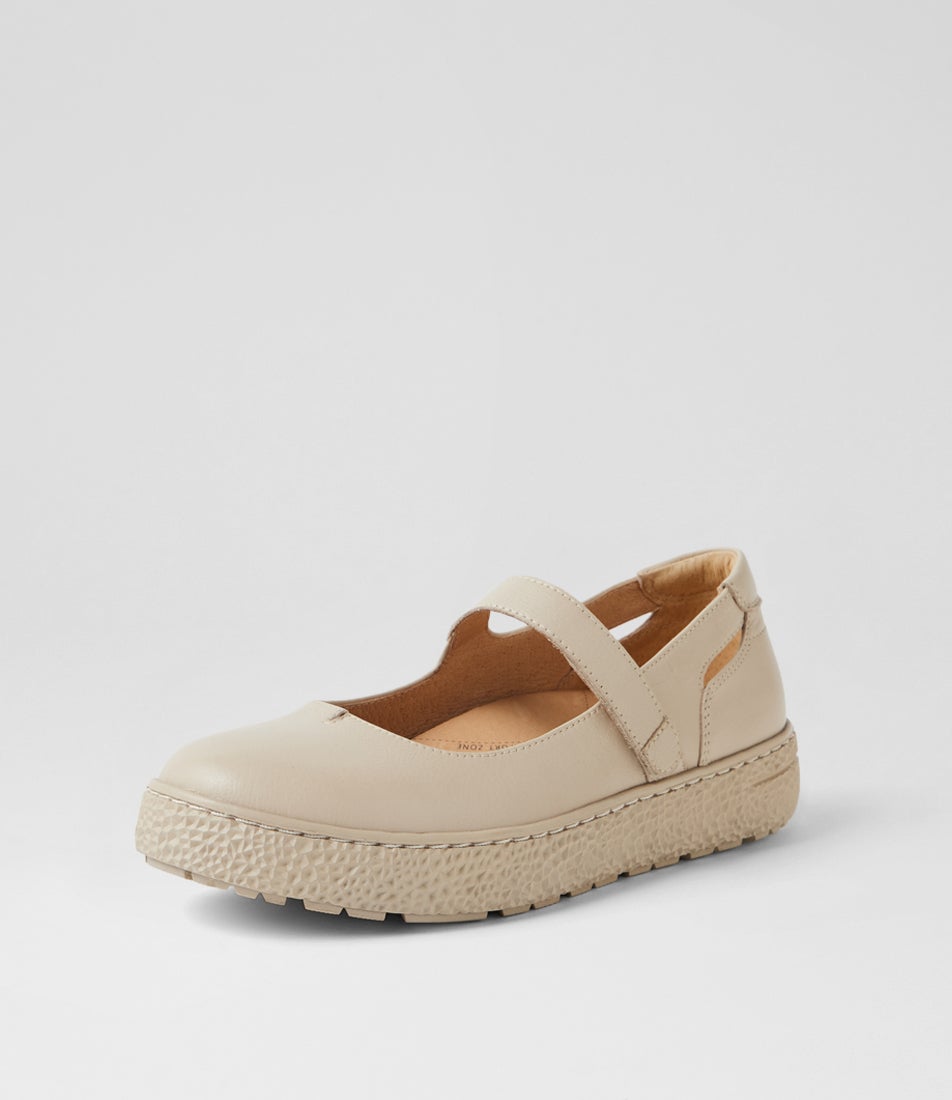 Oggie Xw Almond Leather Mary Janes Oggie Xw Almond Leather Mary Janes