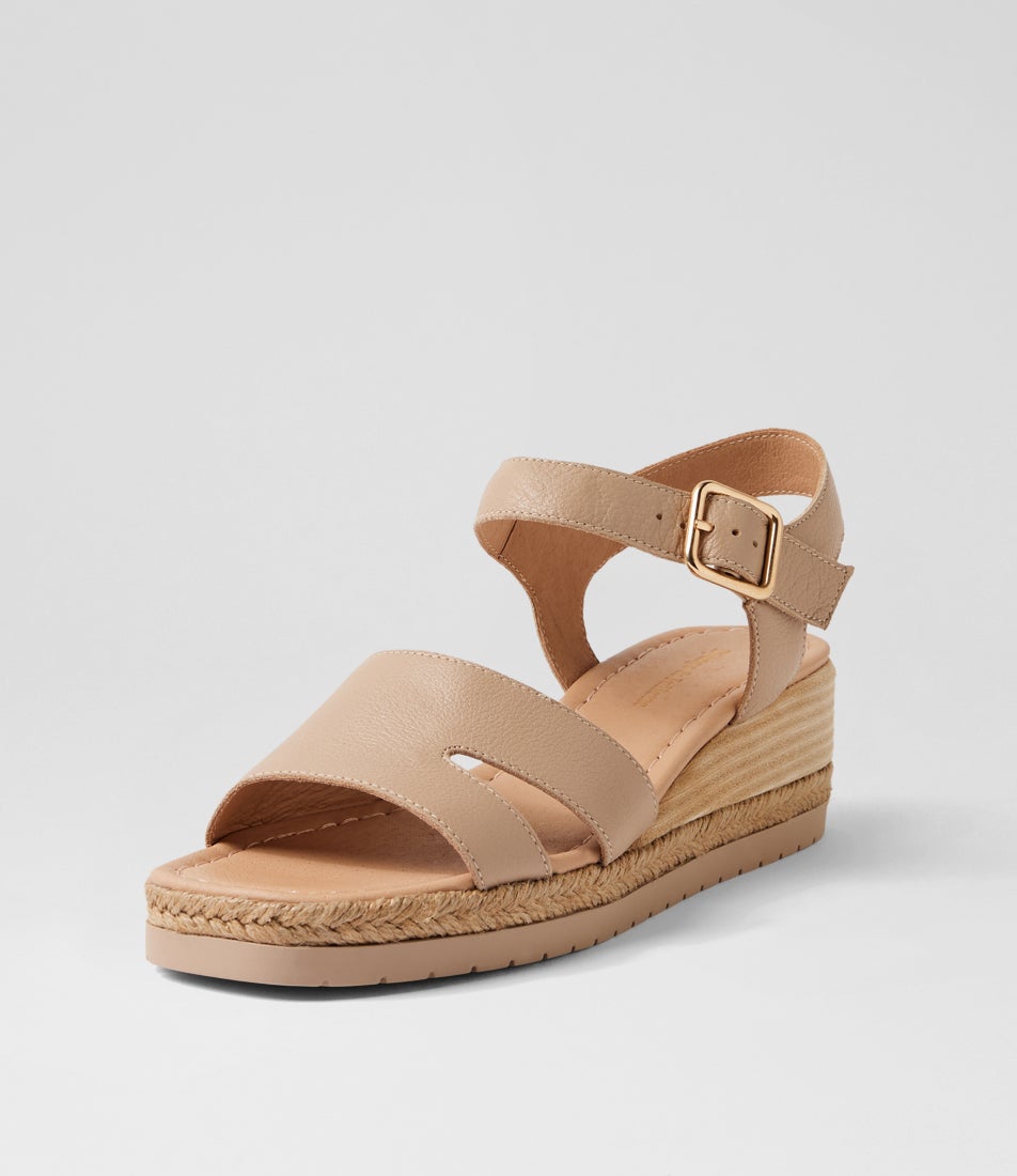 Isel Cafe Leather Wedges