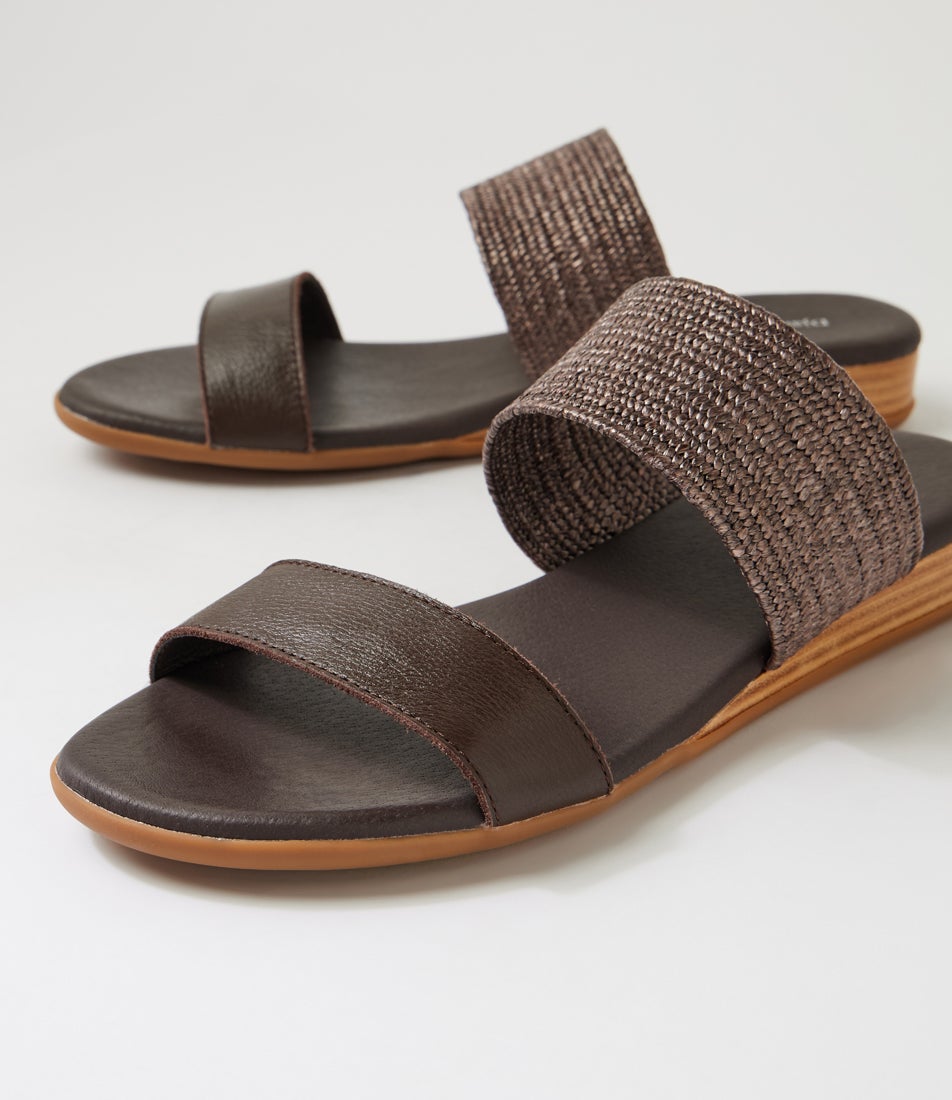 Opalic Choc Cocoa Leather Elastic Sandals
