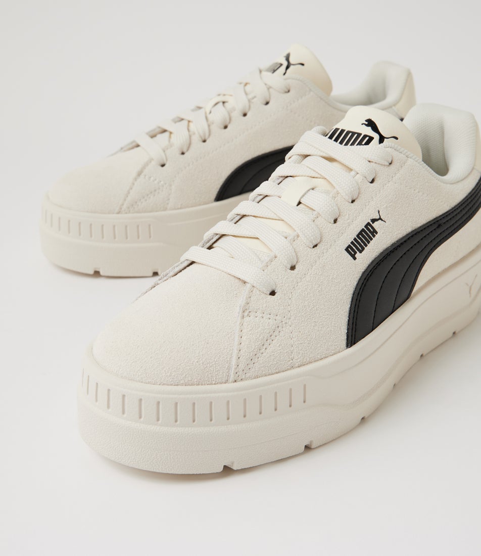 Karmen Classic Warm White Black Lace Up Sneakers