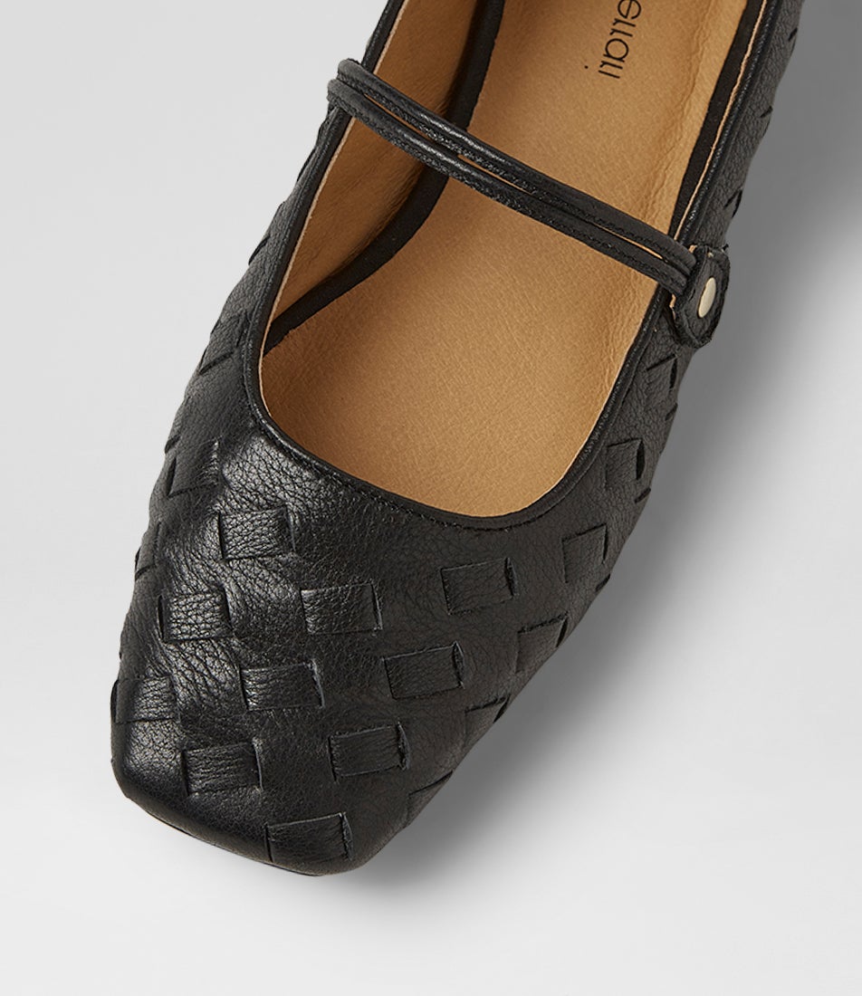 Zura Black Leather Flat Shoes