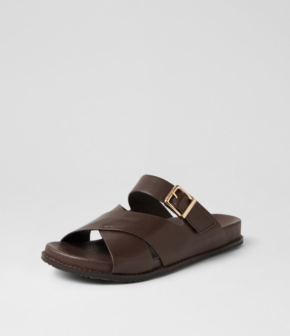 Hegle W Choc Leather Sandals