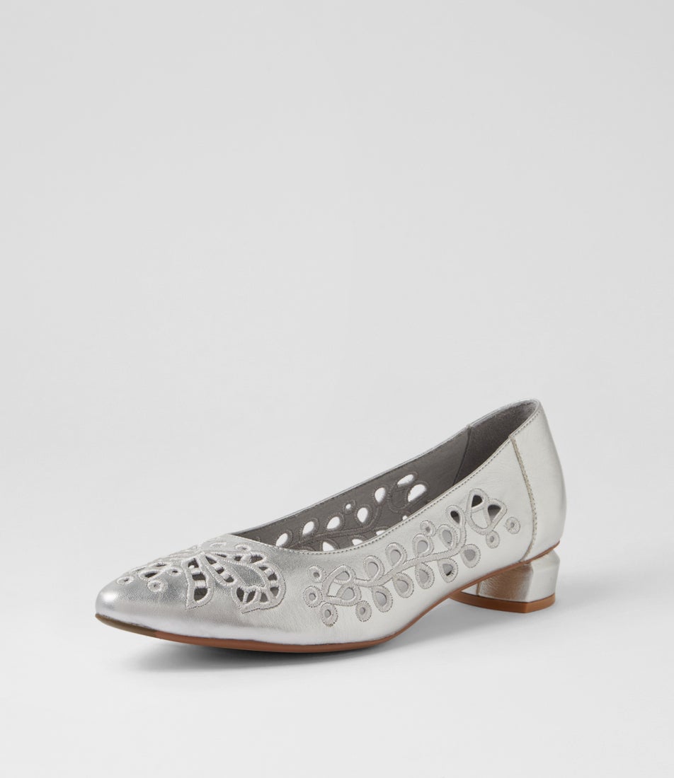 Fidda Silver Leather Flat Shoes