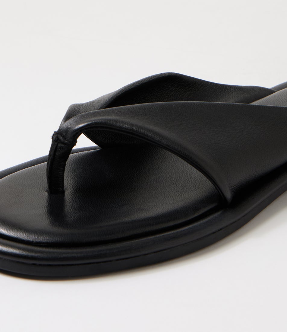 Malune Black Leather Sandals