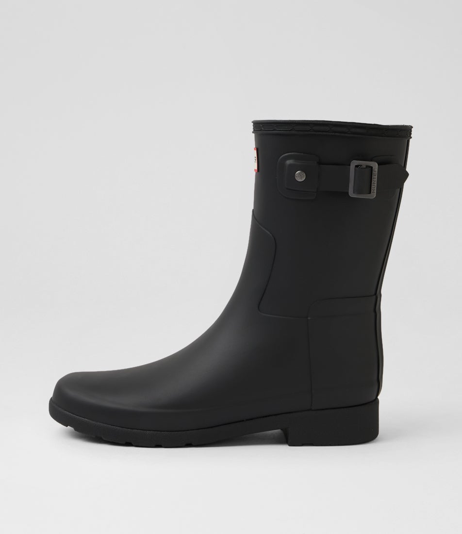 Refined Short Boot Matte Black Rubber Gumboots