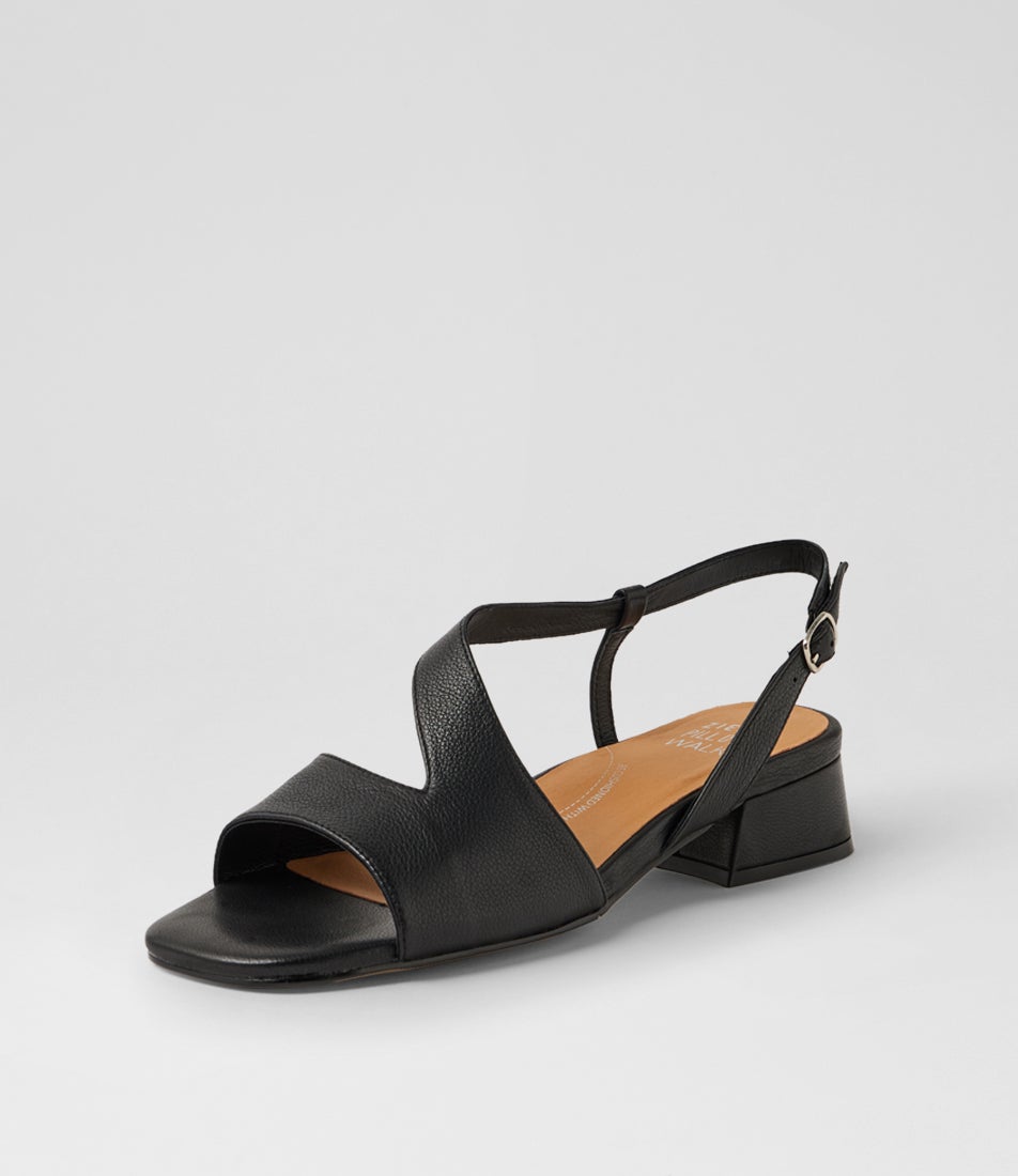 Mescot W Black Leather Sandals