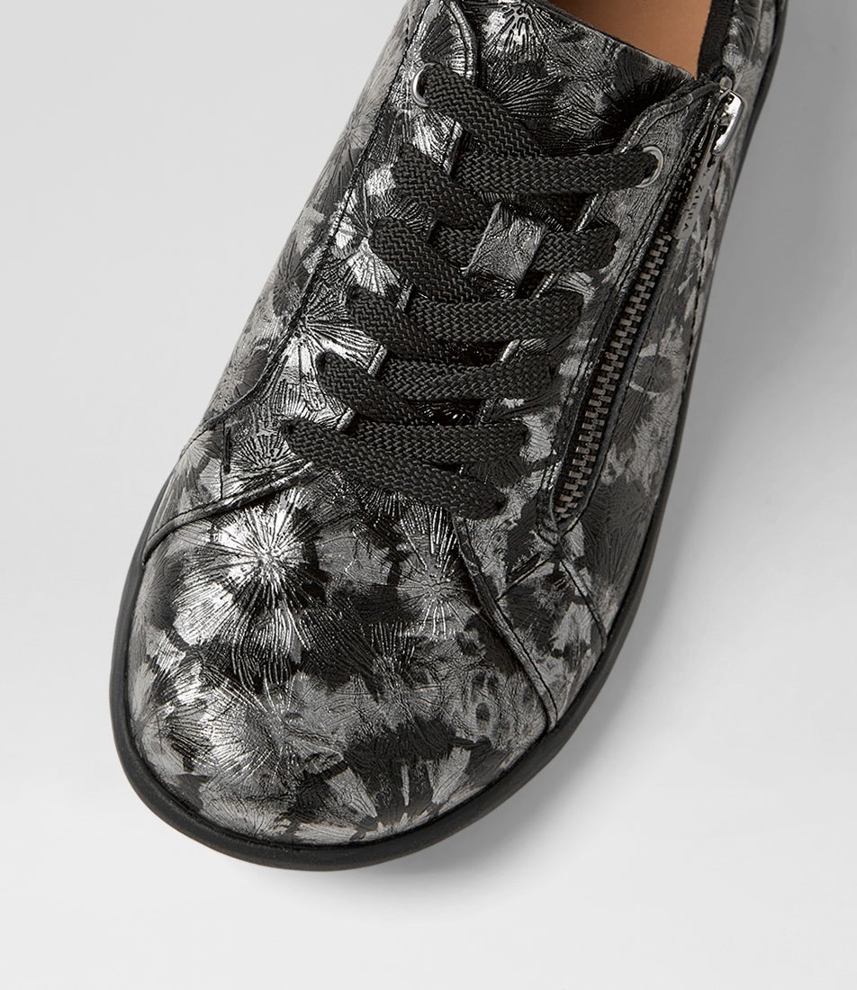 Solar Xf Black Fireworks Leather Sneakers