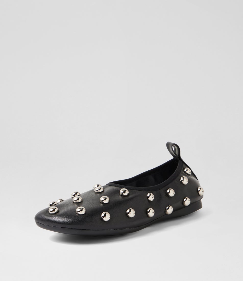 Lehen Black Leather Flat Shoes