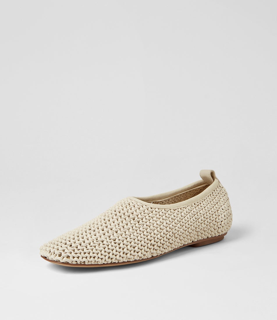 Vevia White Ballet Flats