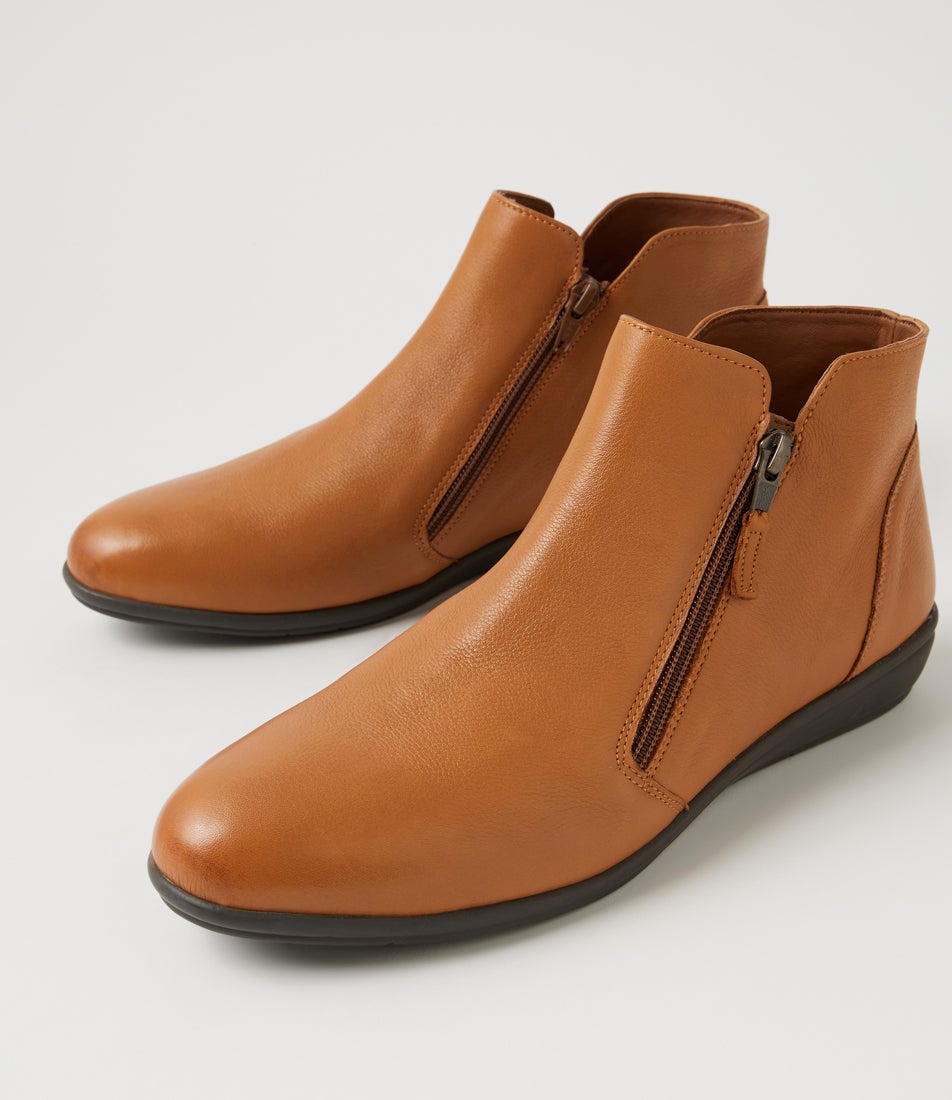 Fallenn Caramel Leather Ankle Boots