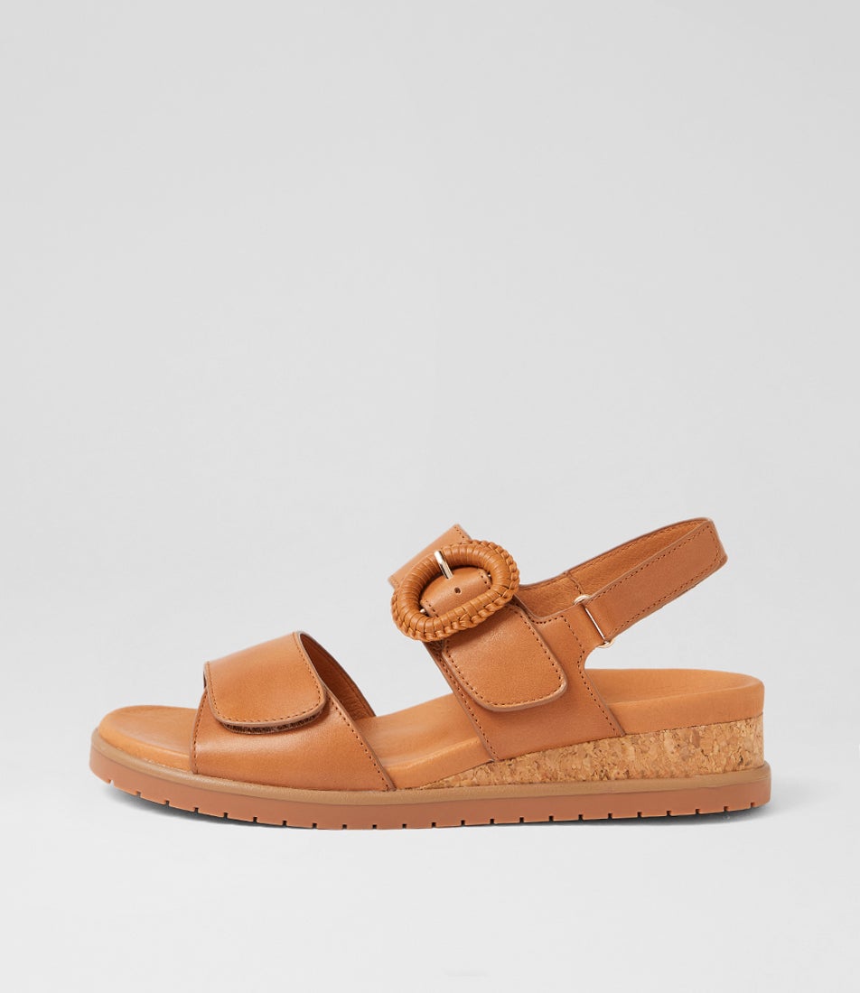 Vatch W Tan Leather Sandals