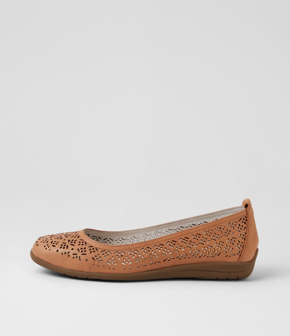 Carlinas Dark Tan Leather Flat Shoes