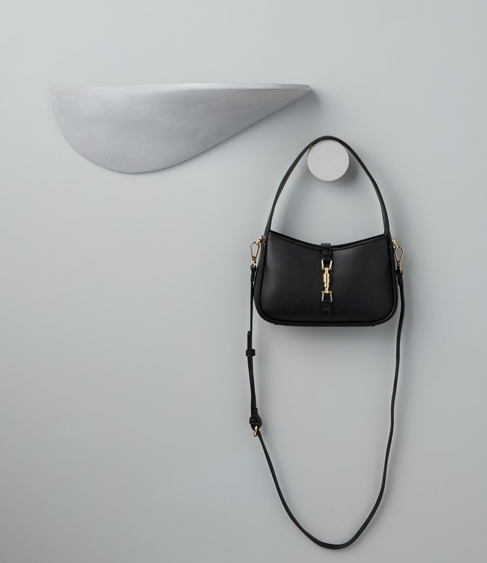 Ollie Black Hand Bag