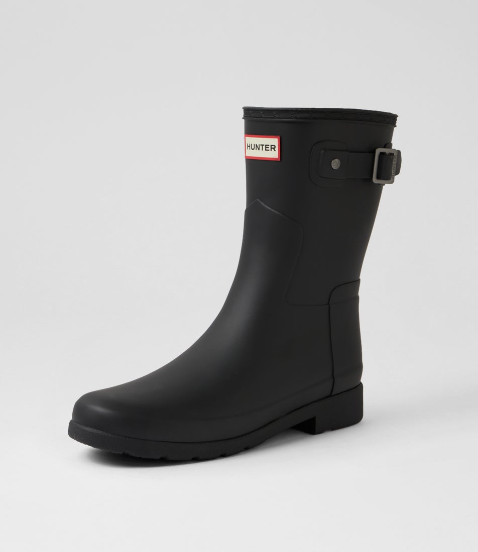 Refined Short Boot Matte Black Rubber Gumboots