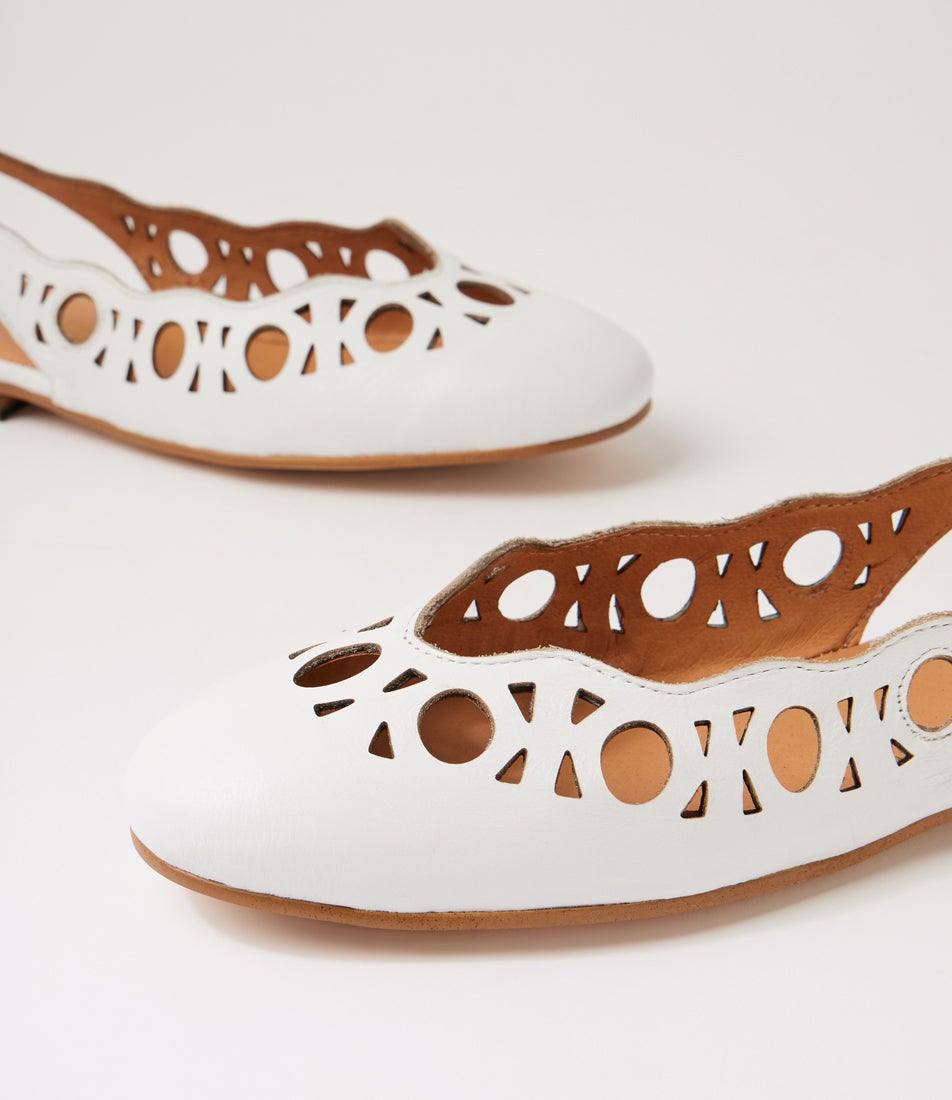 Ursley White Leather Flat Shoes Ursley White Leather Flat Shoes