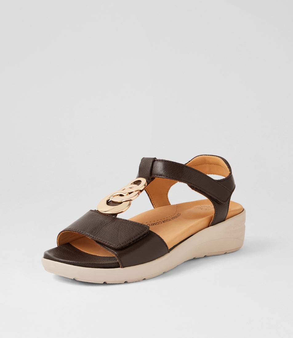 Navvon Xw Choc Almond Leather Sandals