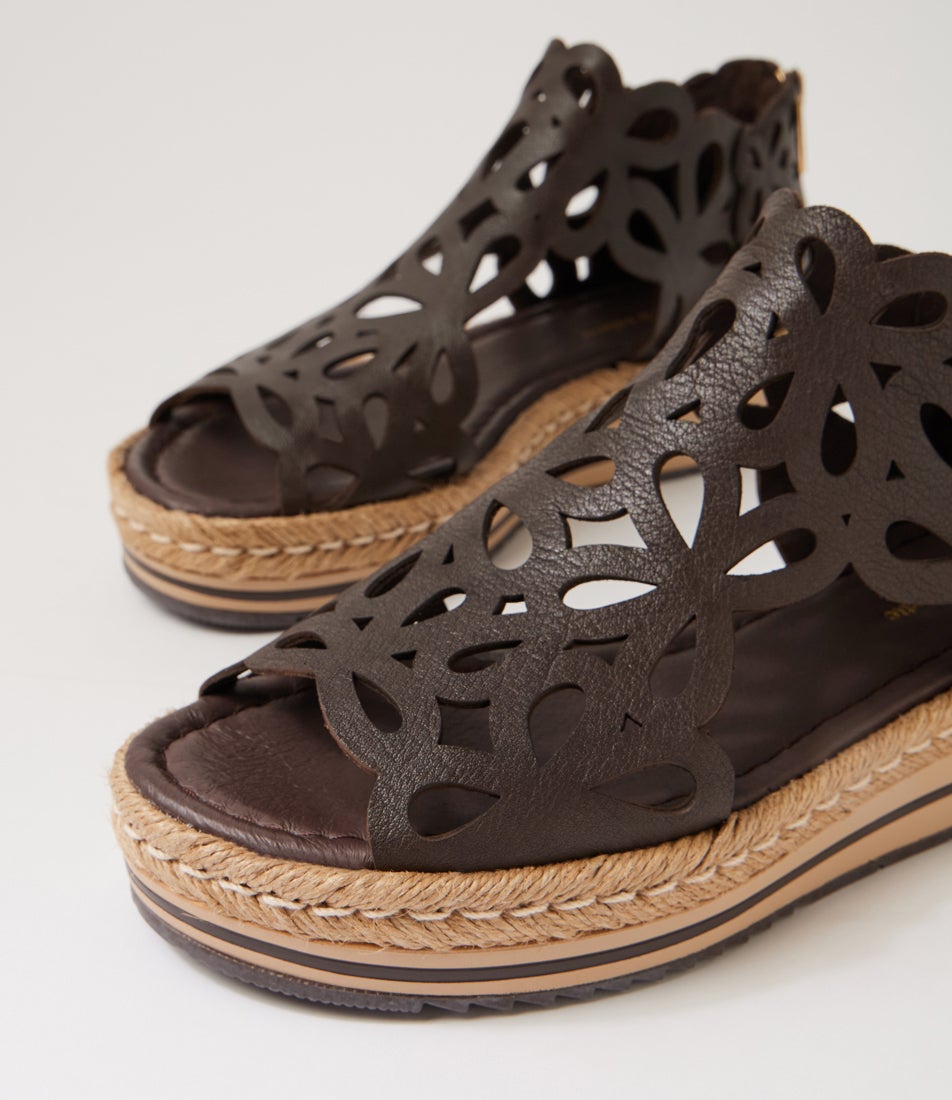 Adely Choc Leather Sandals