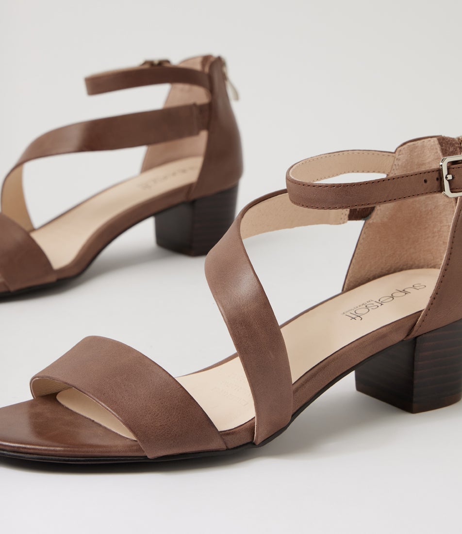 Caring Dark Brown Leather Sandals Caring Dark Brown Leather Sandals