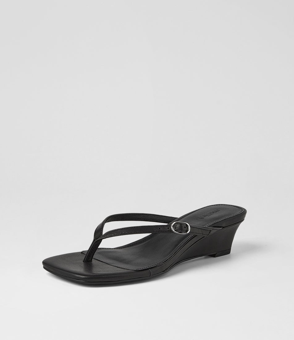 Phantome Black Leather Sandals