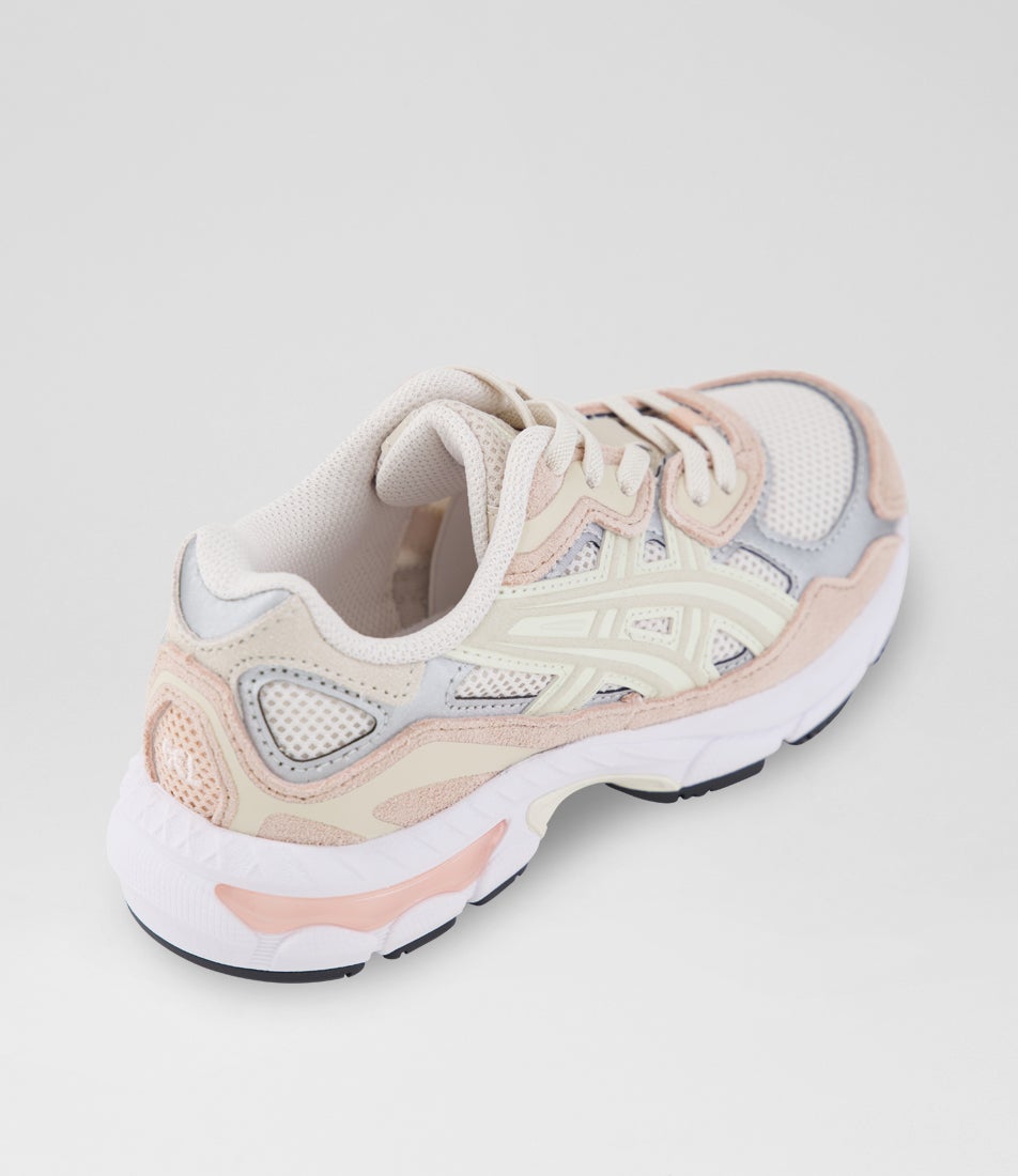 Gel Nyc Junior Blush Cream Microsuede Sneakers