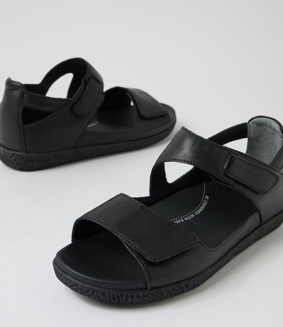 Royde Xw Black Leather Sandals