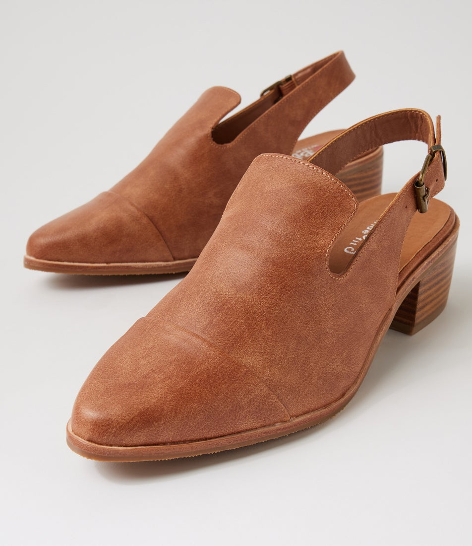 Ohyus Wide Tan Heels