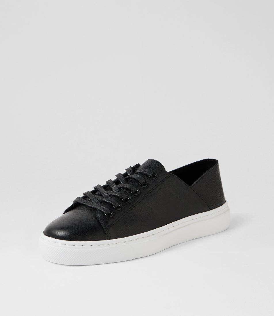 Oskher Black Leather Sneakers