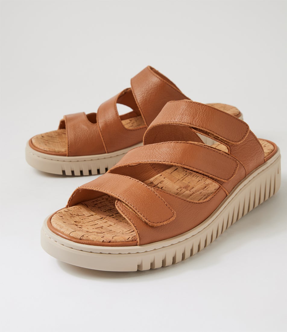 Idash Dark Tan Almond Leather Sandals