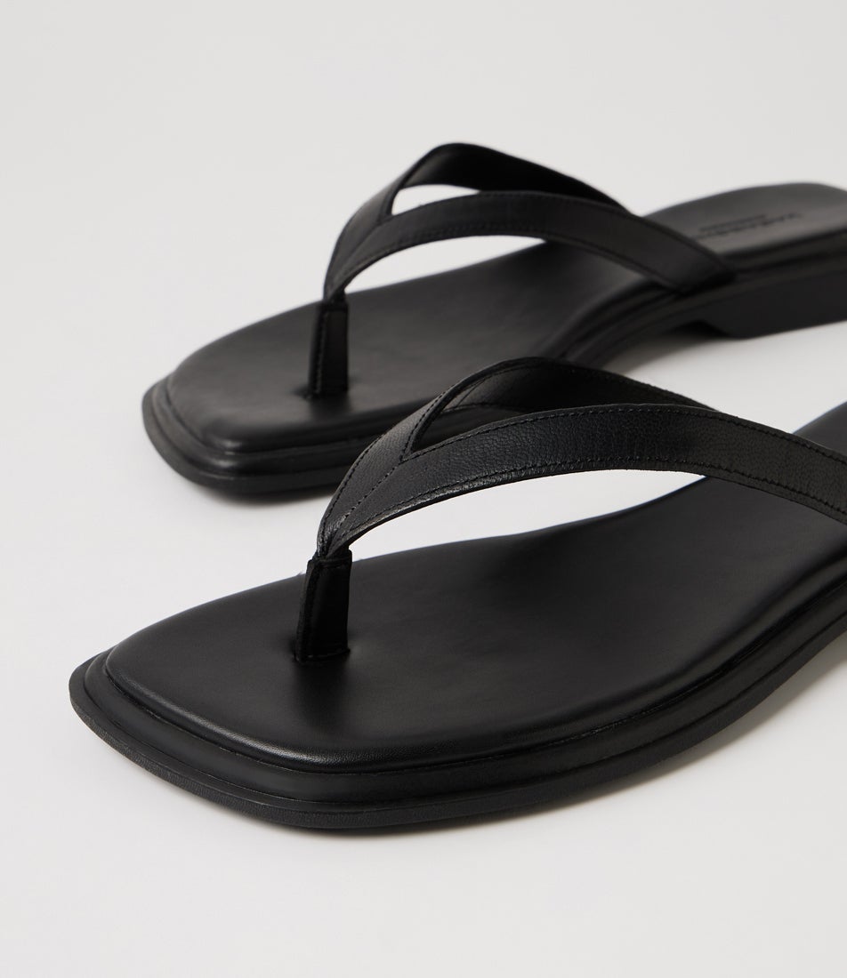 Izzy Black Leather Thongs