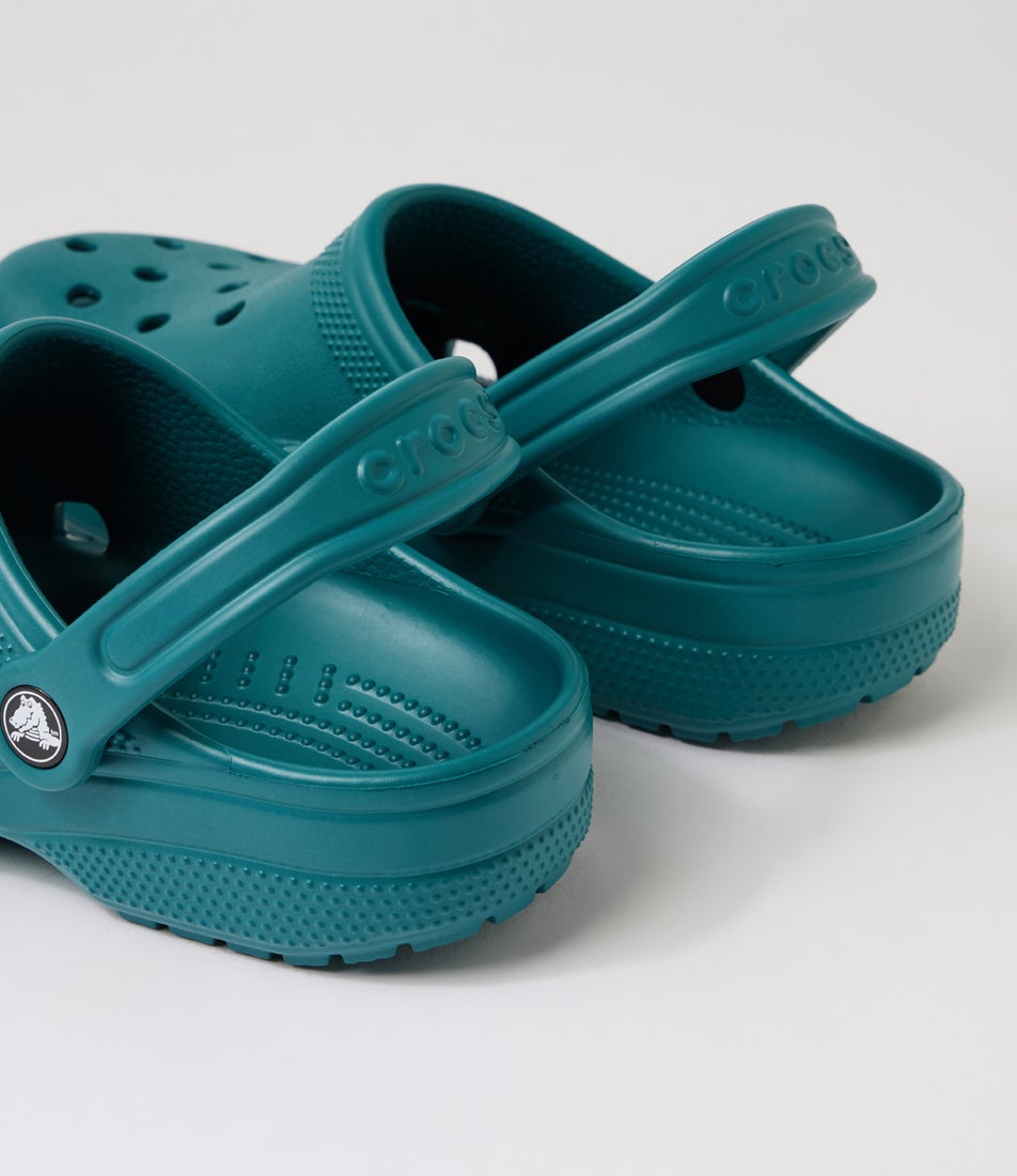 Classic Clog W Deep Dive Croslite Sandals