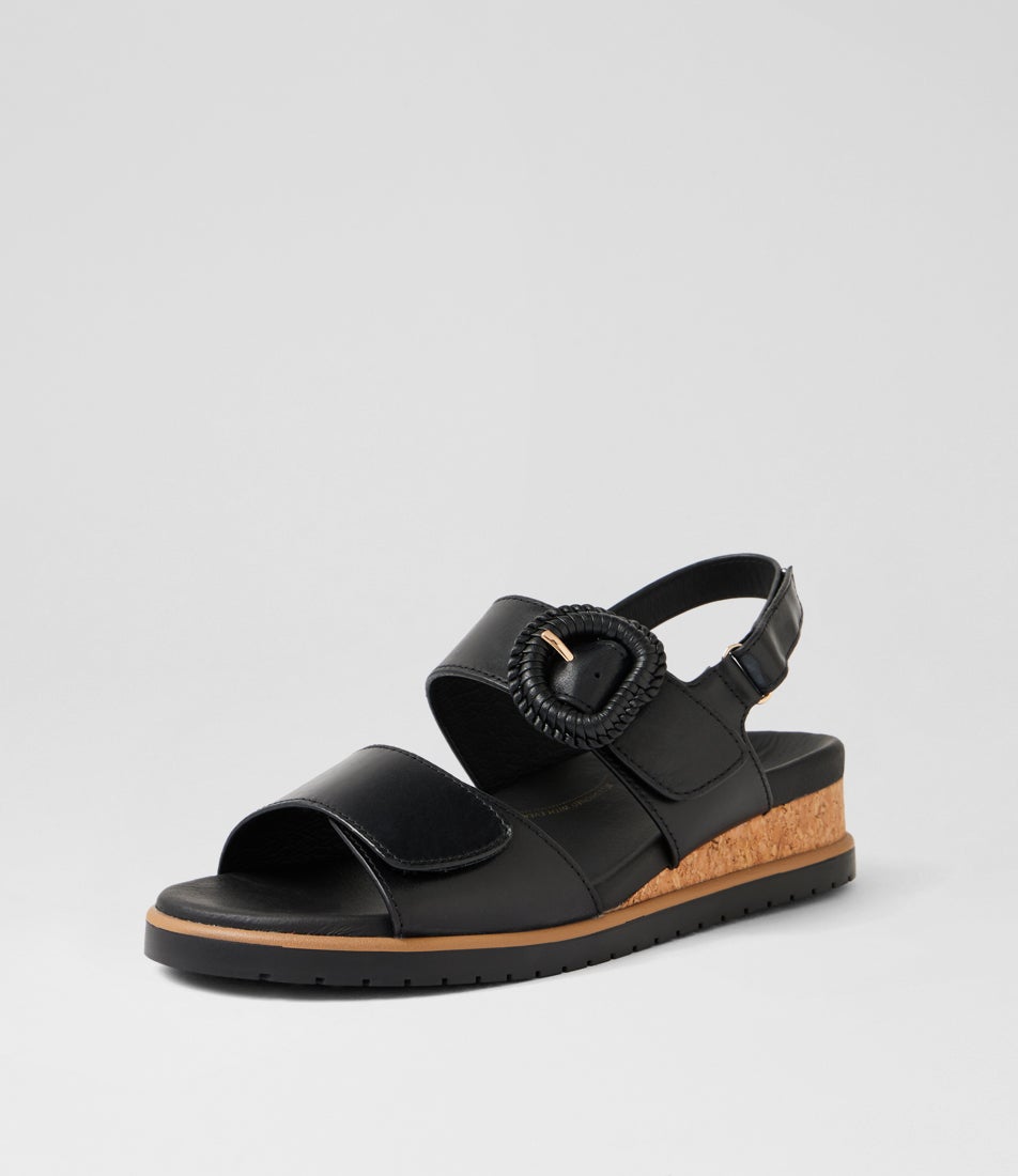 Vatch W Black Leather Sandals