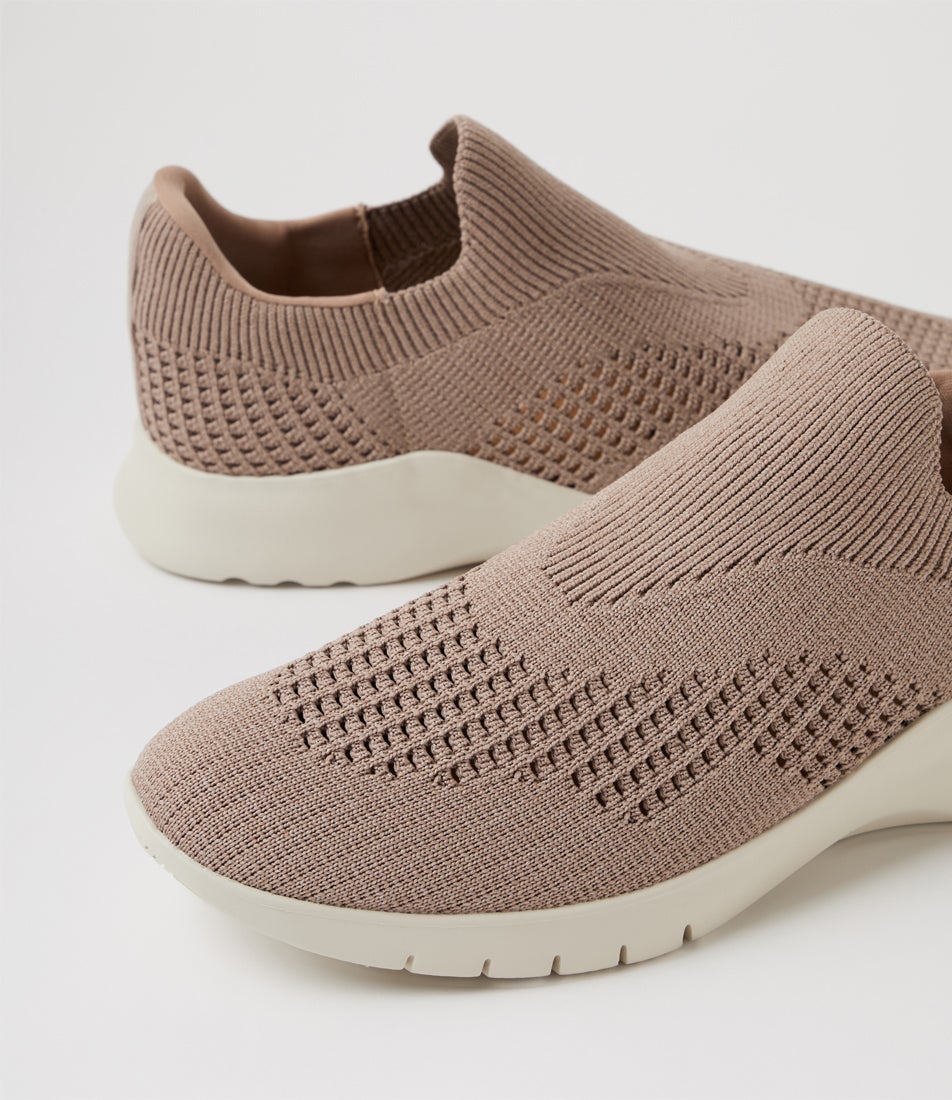 Perf Xw Taupe Almond Fabric Sneakers