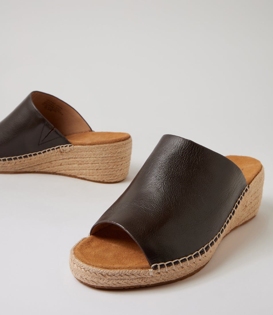 Koping Xw Choc Leather Sandals