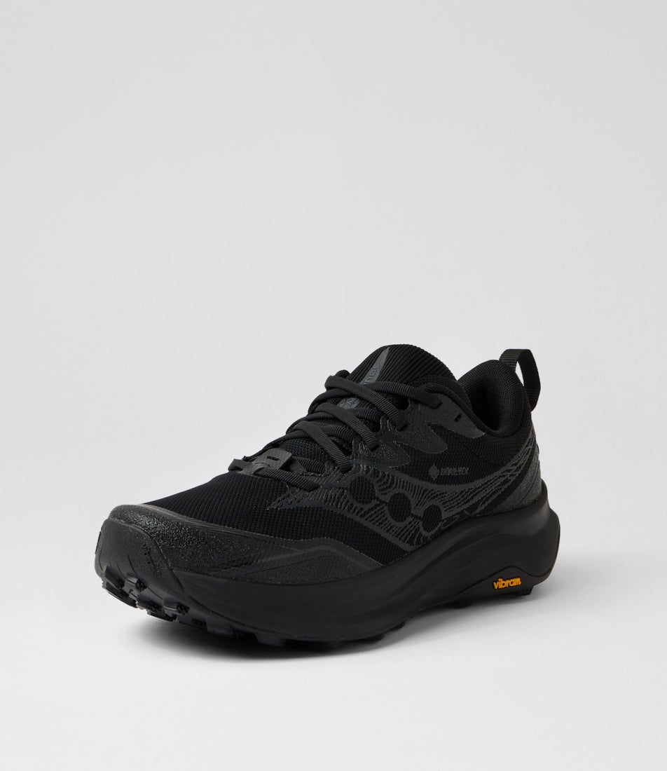 M Peregrine 16 Gtx Triple Black Mesh Sneakers