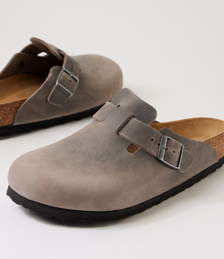 Boston Soft Footbed Iron Oiled Leather Flat Shoes