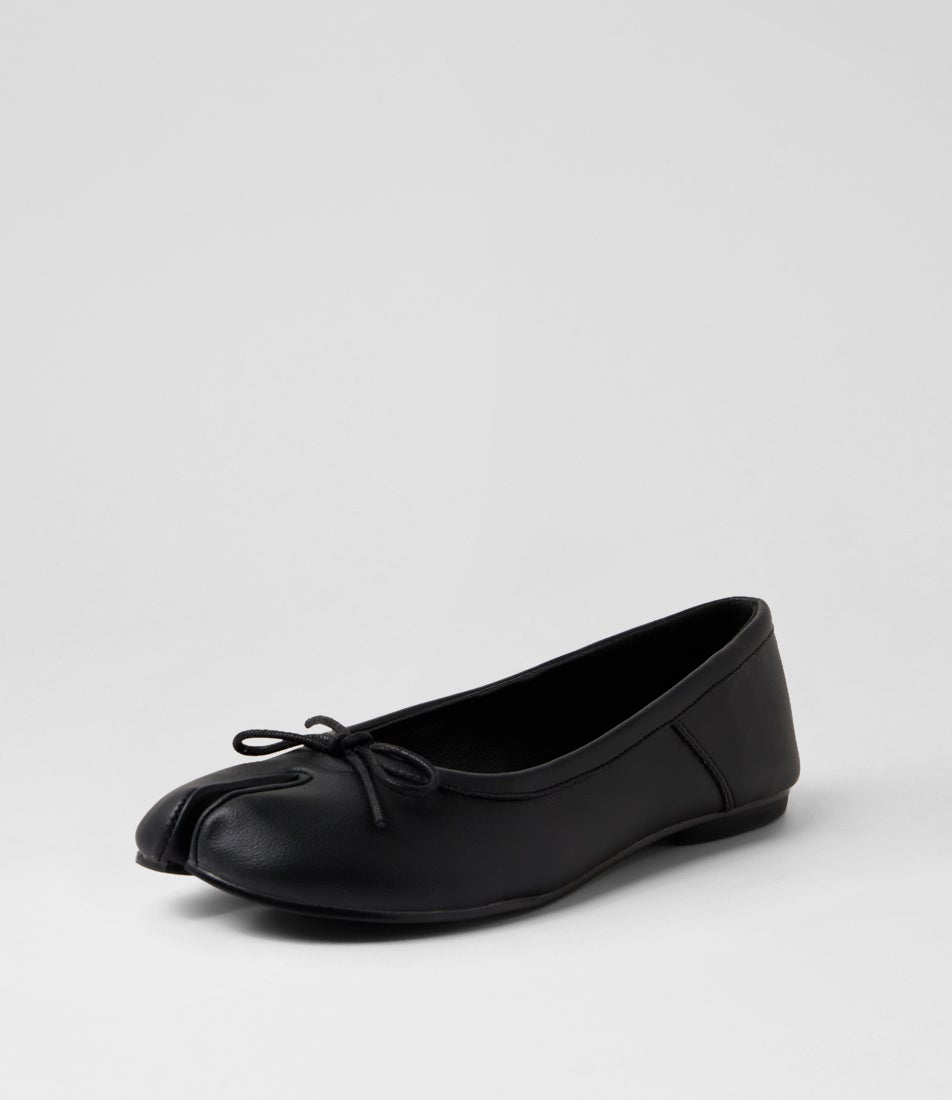 Hoshi Black Ballet Flats