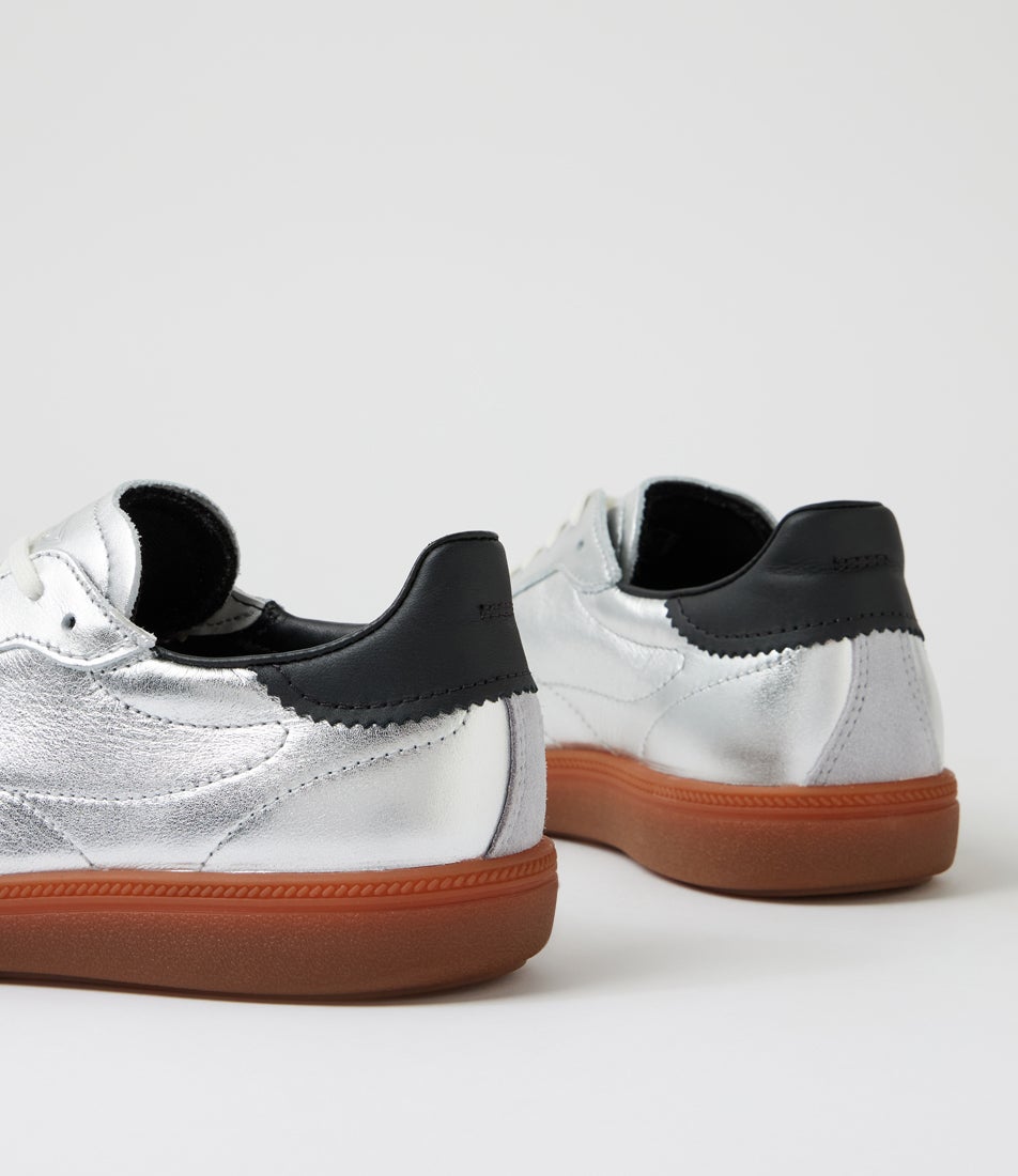 Soft 11 W Concrete Silver Suede Leather Lace Up Sneakers