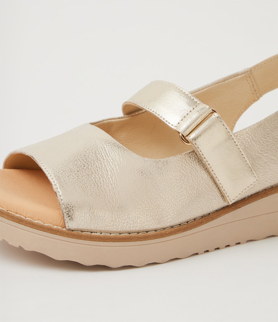 Heeka Beige Pale Gold Wash Leather Sandals