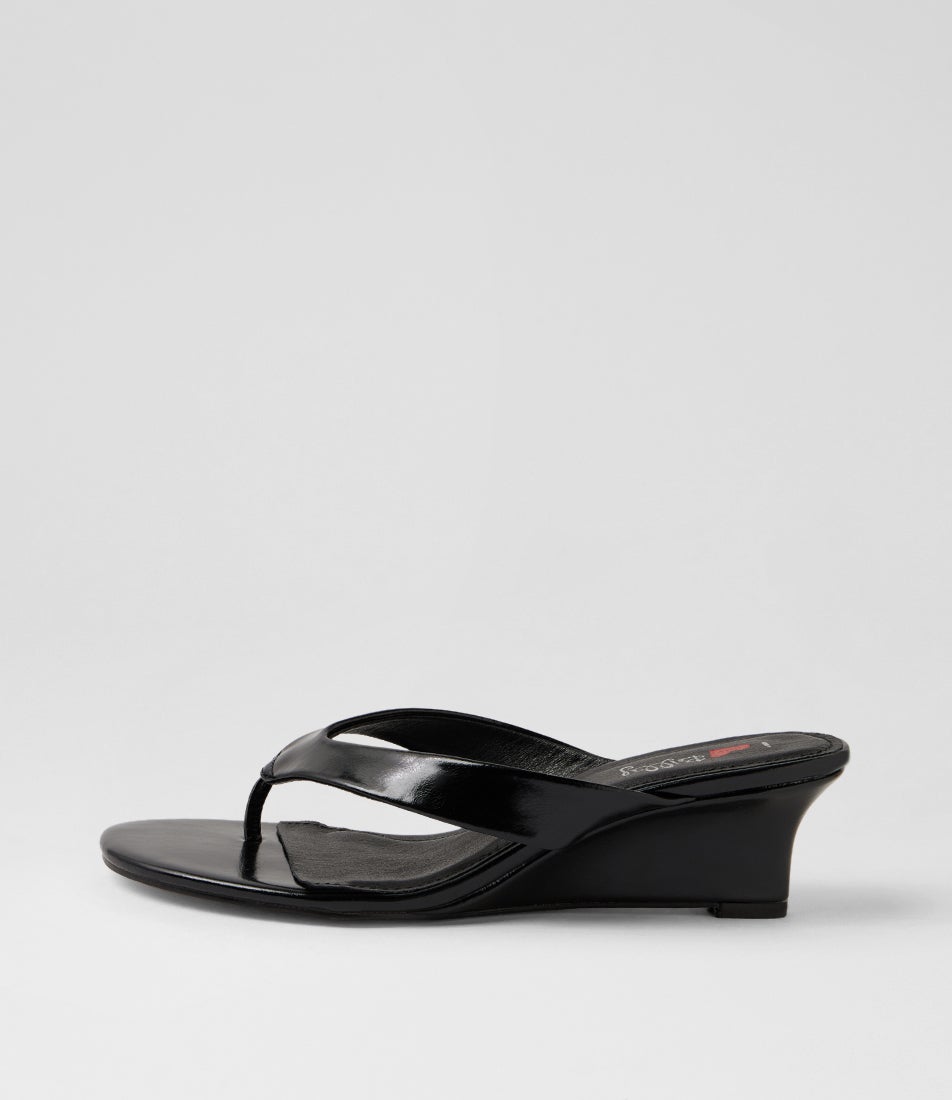 Narline Black Glaze Wedges