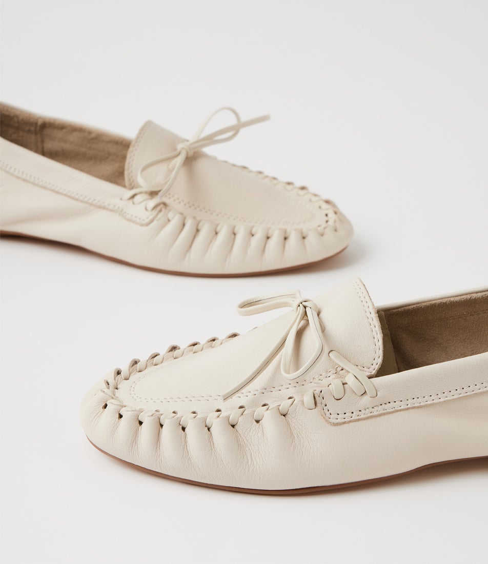 Vorage Cream Leather Loafers
