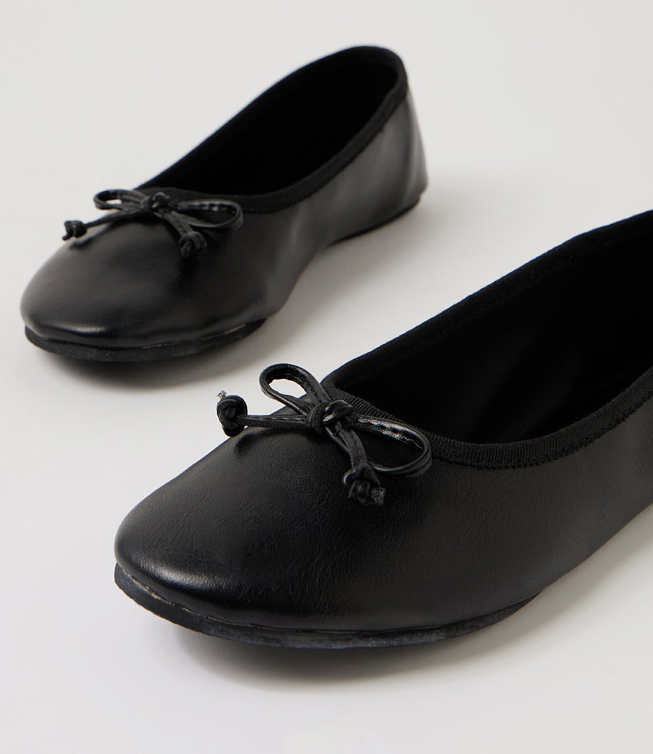 Oracle Black Ballet Flats